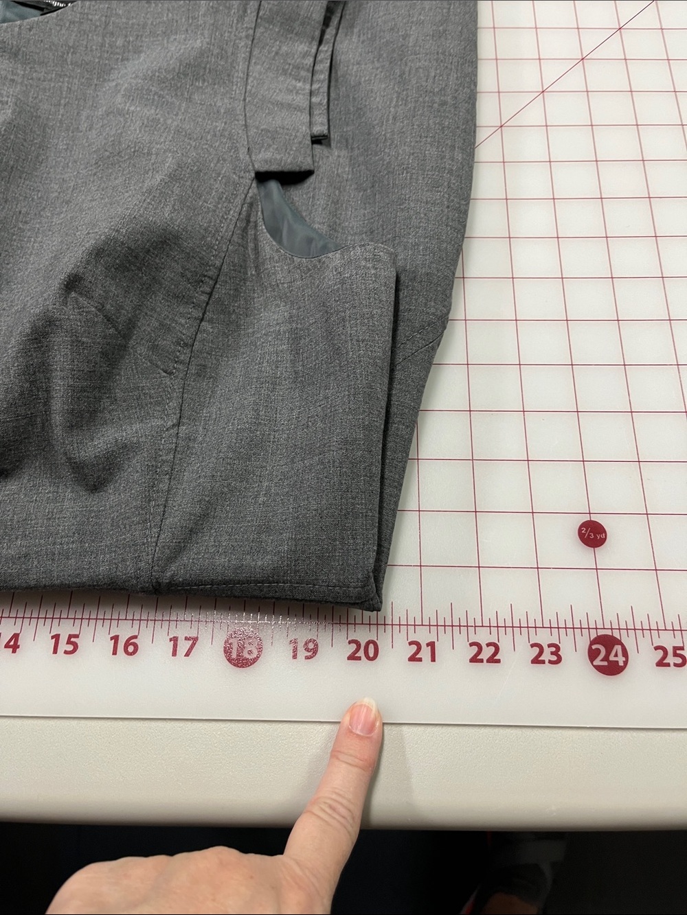 J. CREW "Resume" Career Classic Italian Stretch Wool Charcoal Gray Sheath SZ 18 - Picture 14 of 16